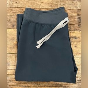 Figs dark harbor small Livingston scrub pants EUC